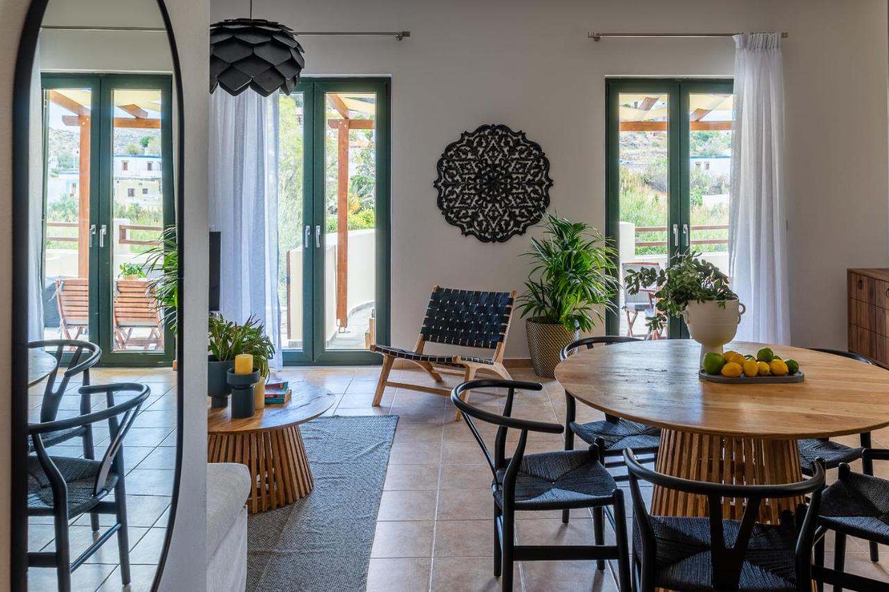 Syra Suites Vári Extérieur photo