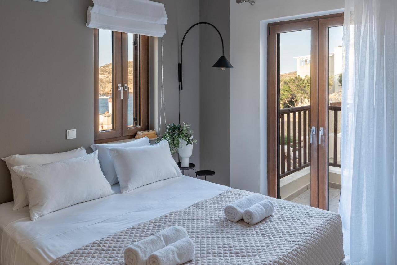 Syra Suites Vári Extérieur photo
