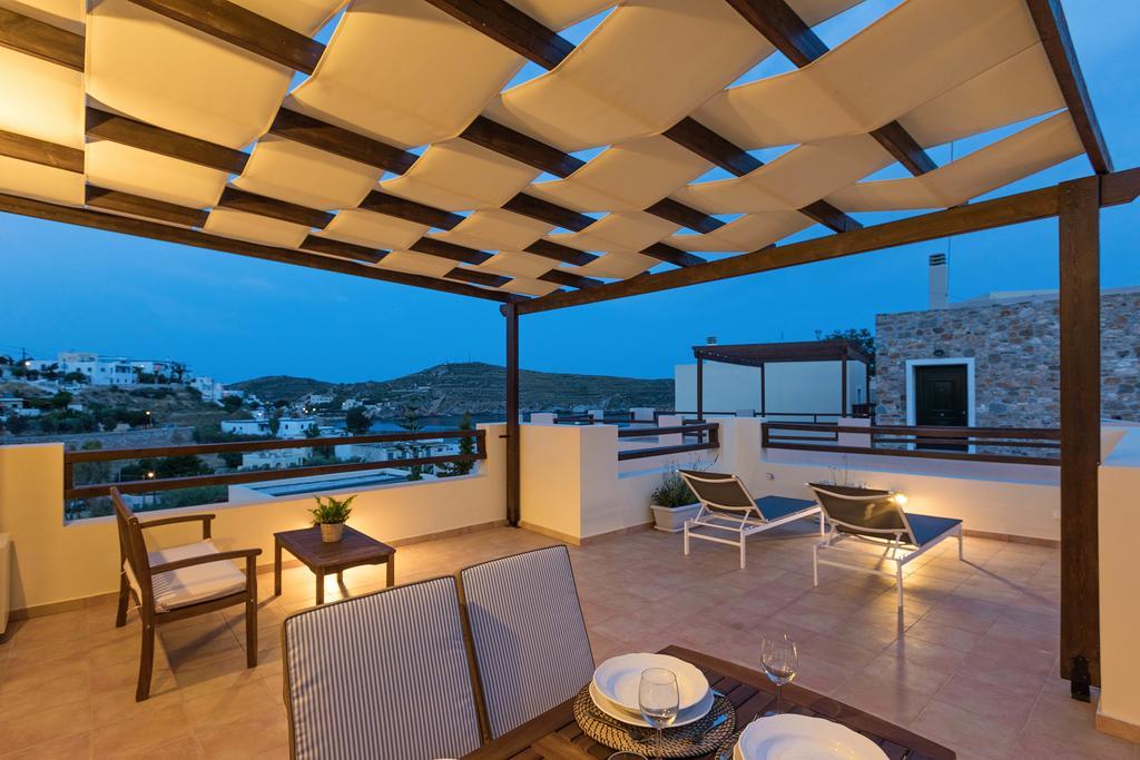 Syra Suites Vári Extérieur photo